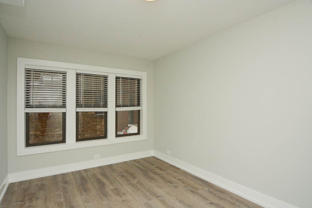 Building Photo - 1131 Maple Ave