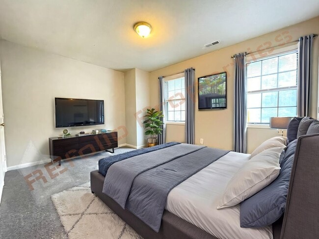 Building Photo - 4612 Kilcullen Dr