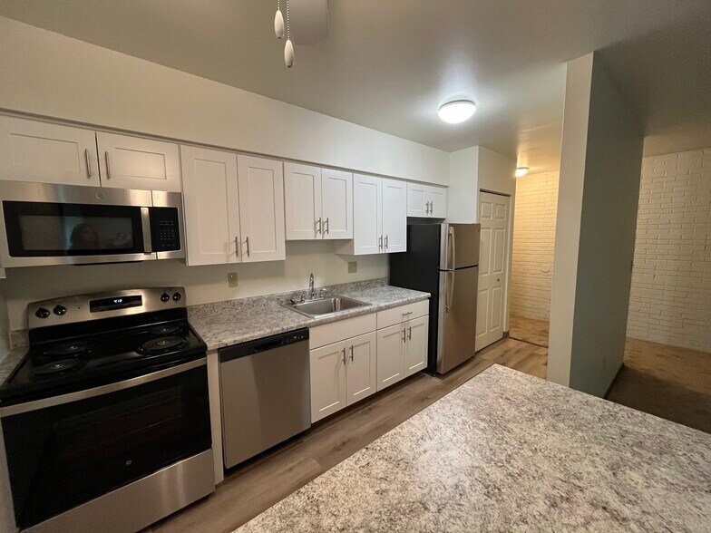 Emsworth Glen Apartments 5 Memorial Dr Emsworth PA 15202 Apartment