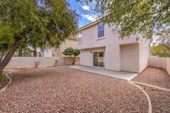 Building Photo - 9448 Hershey Ln
