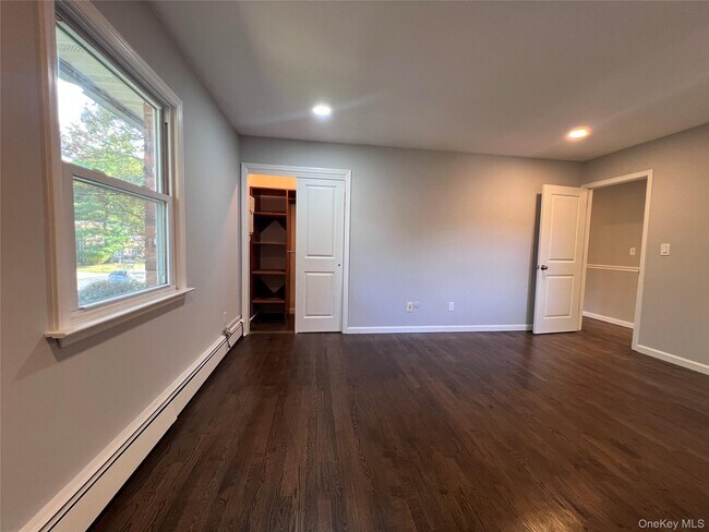 Building Photo - 1668 US-9