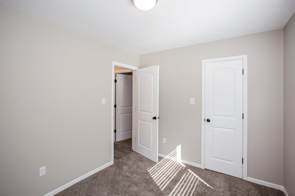 Building Photo - 6682 Dunsany Ct