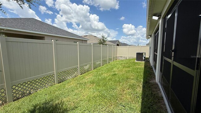 Building Photo - 3139 Laurel Oak Ln