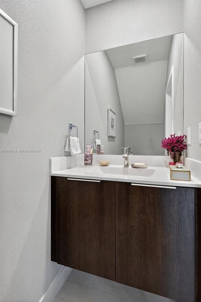 Building Photo - 4740 NW 84th Ave