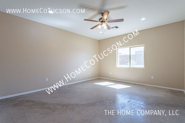 Building Photo - 5704, 5710-5718 E Hermans Road-HERMANS ROAD MARKETING