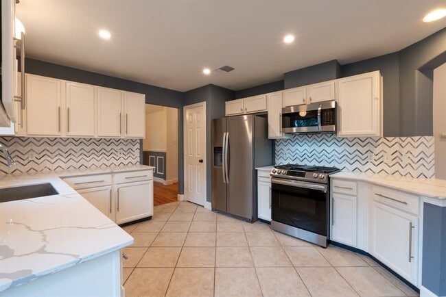 Building Photo - 17002 Analisa Cir