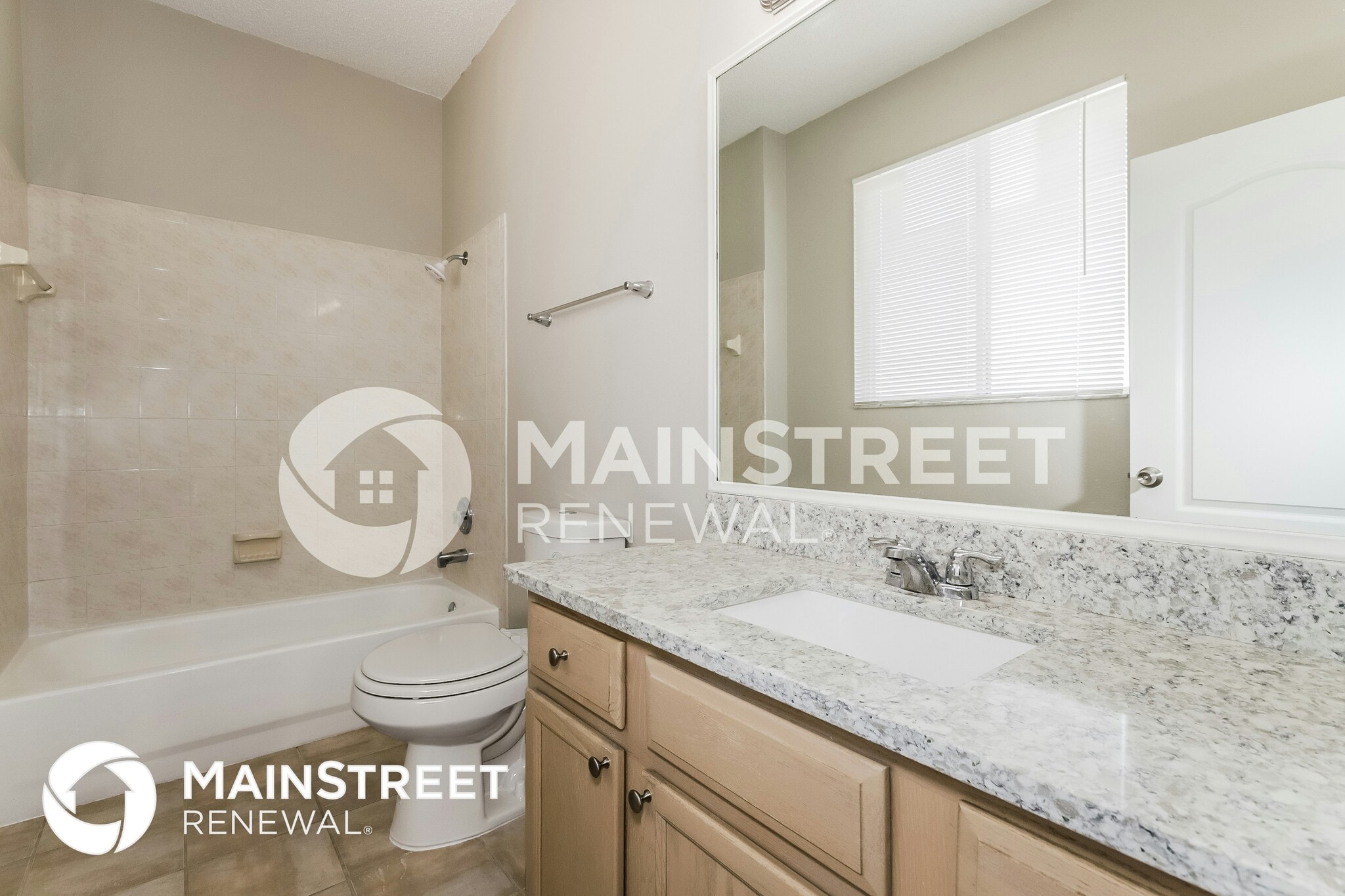 Building Photo - 918 Grand Canyon Dr