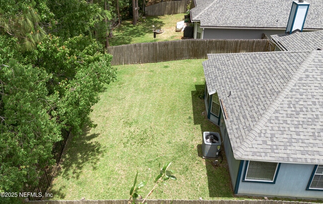 Building Photo - 9093 Fallsmill Dr