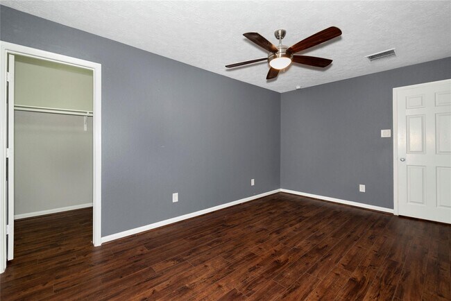 Building Photo - 24015 Adobe Ridge Ln