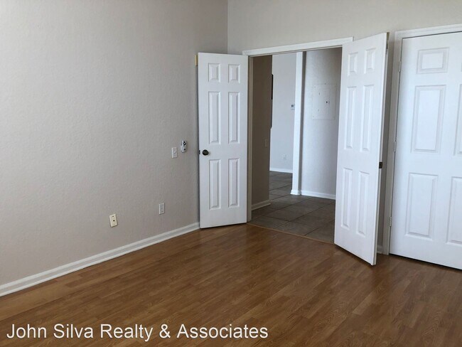 Building Photo - 3 br, 2 bath House - 7123 Yacht Basin Ave 333