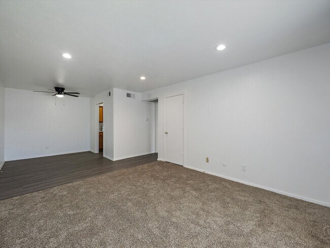 Building Photo - Marbella - 3 Bedroom 2 Bathroom