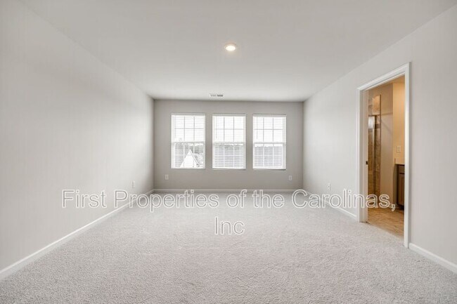 Building Photo - 143 Morning Gap Pkwy