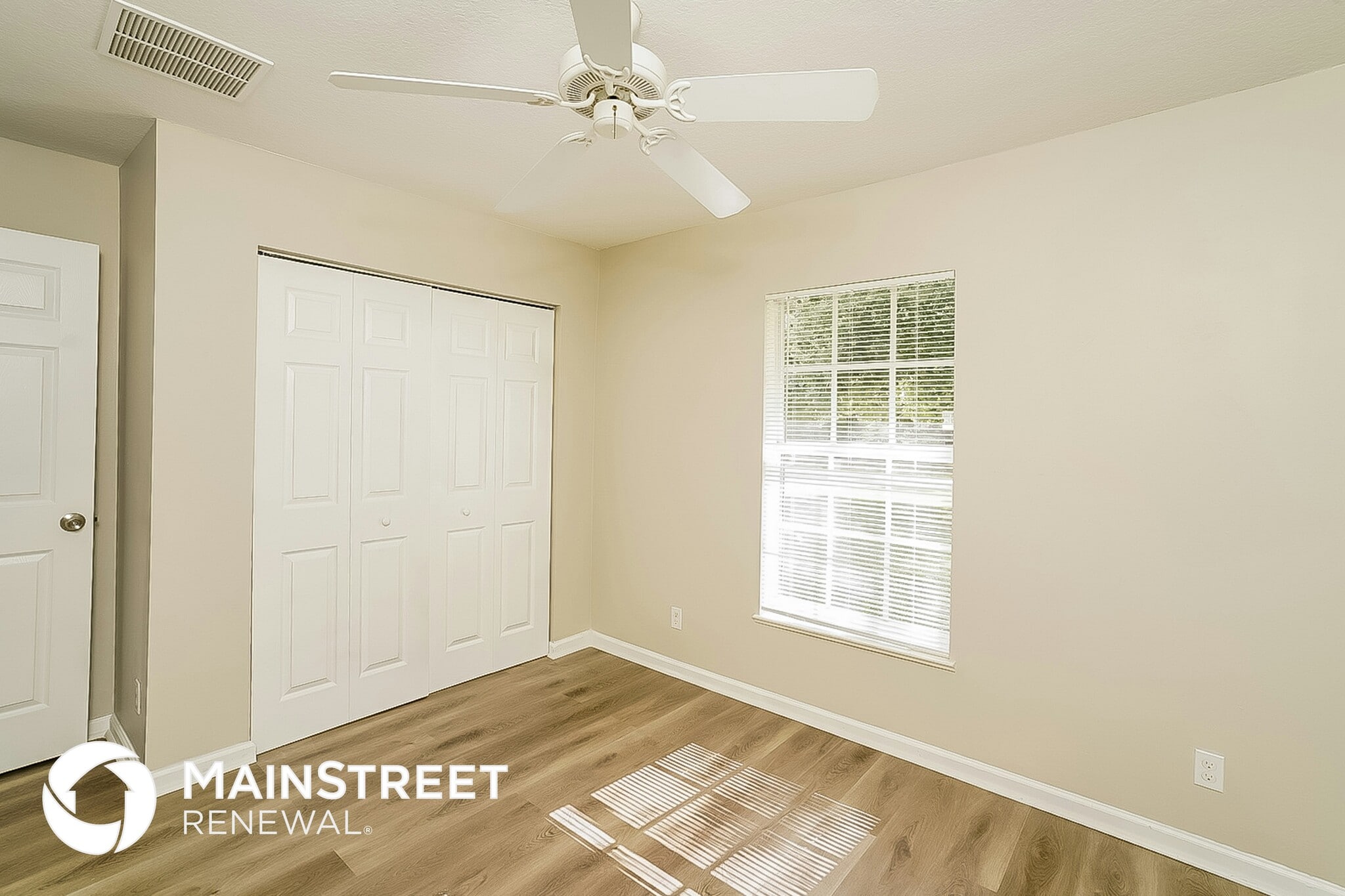 Building Photo - 1273 SW Curtis St