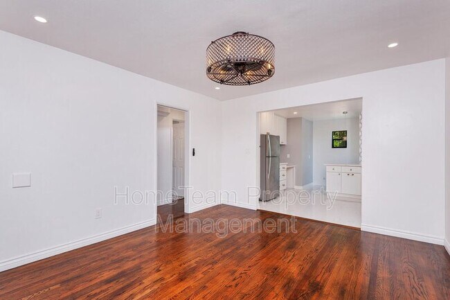 Building Photo - 2747 Reynard Way