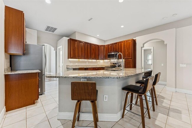 Building Photo - 25946 Buckthorn Ave