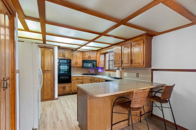 Building Photo - 12405 Bethel Blacktop Rd