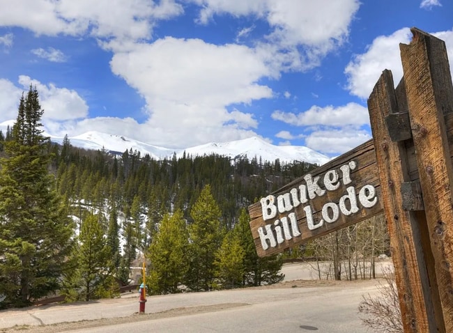 Building Photo - Winter Seasonal Lease! Sun filled, furnish...