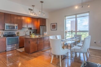 Building Photo - Galleria Oasis | 1 Month Free!