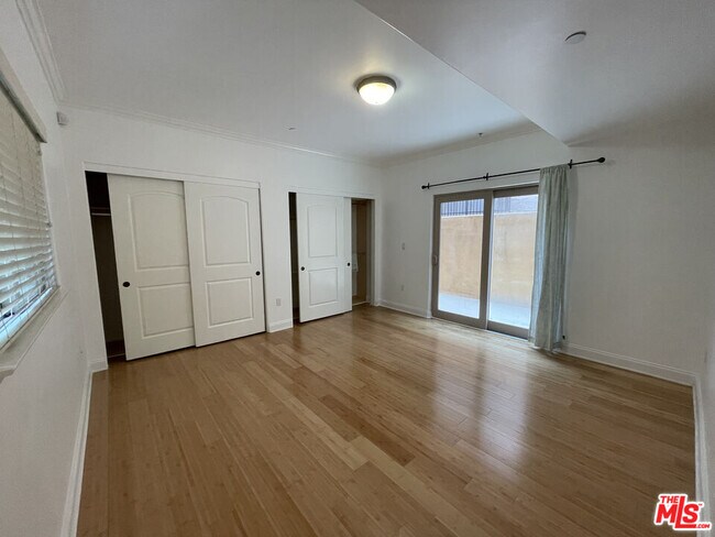 Building Photo - 1511 Camden Ave