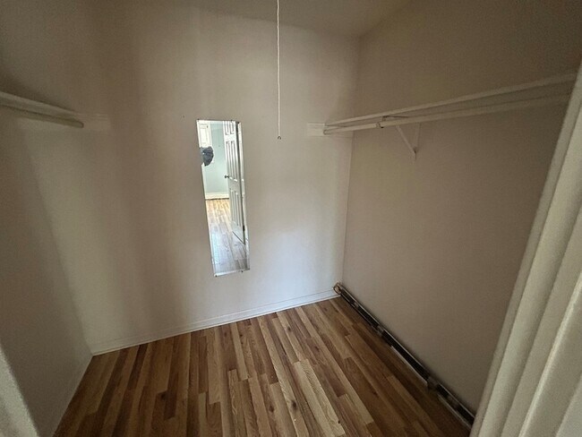 Building Photo - 4545 Prescott Ave