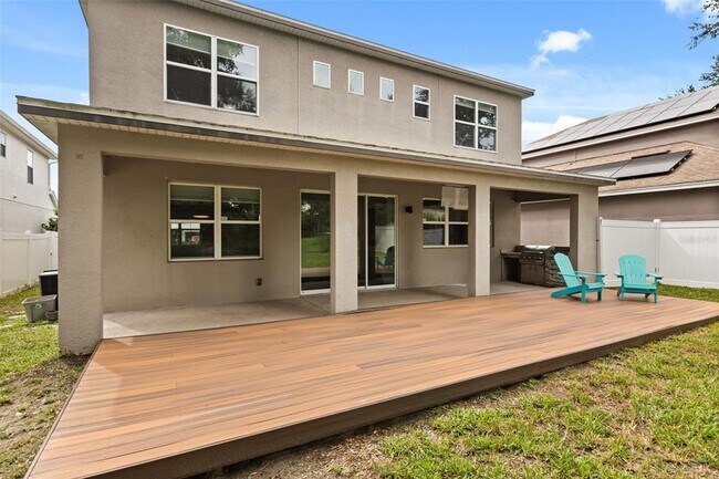 Building Photo - 2813 Roseglen Way