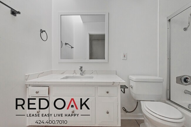 Building Photo - ~2 Weeks FREE~ Gorgeous Two Bedroom with S...
