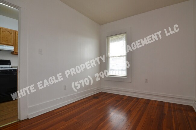 Building Photo - 738 Harrison Ave