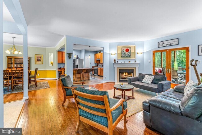 Building Photo - 10870 Hammond Dr