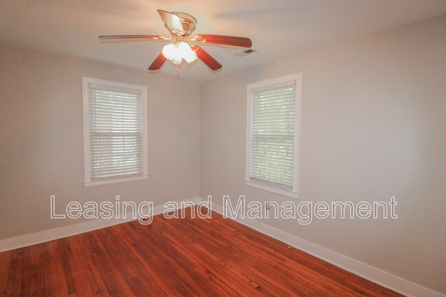 Building Photo - 679 Savannah Hwy