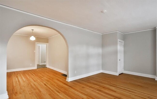 Building Photo - 7125 Dartmouth Ave