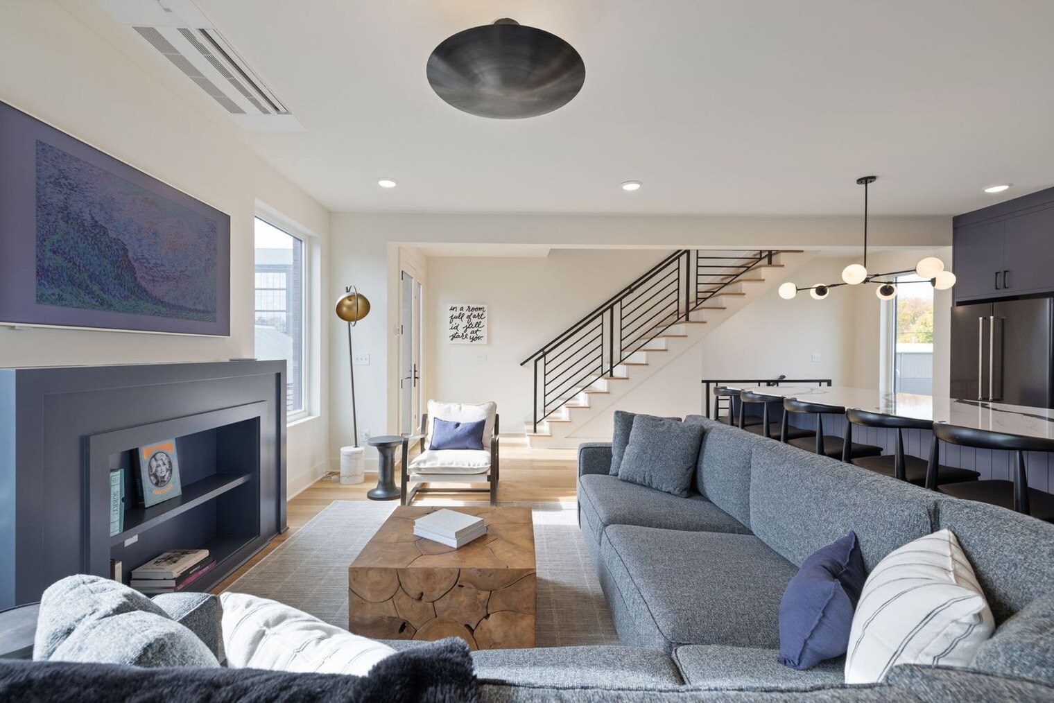 Building Photo - 1117 3rd Ave S