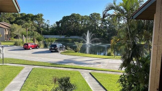 Building Photo - 892 Sunridge Dr