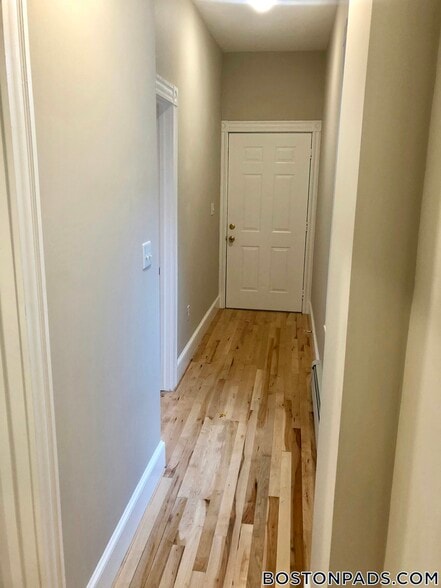 Building Photo - 45 Pratt St