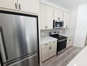 Building Photo - BRAND NEW BUILD!!