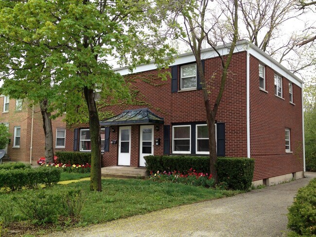 Primary Photo - 609 Waukegan Rd