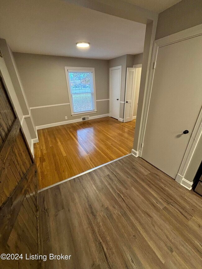 Building Photo - 4187 Westport Rd