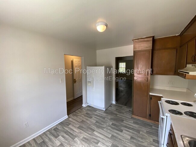 Building Photo - 130 Janney Ct