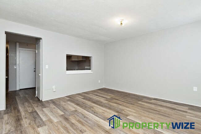 Building Photo - 517 Mosher St