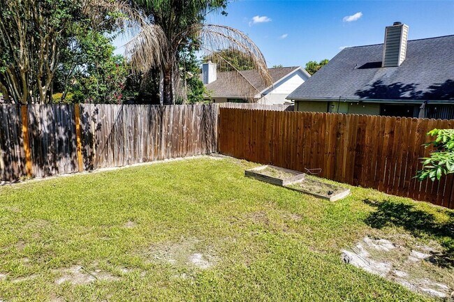 Building Photo - 308 Alba Ln
