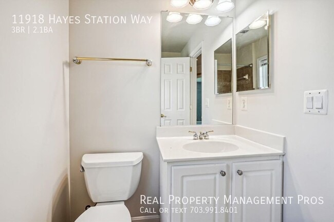 Building Photo - 11918 Hayes Station Way