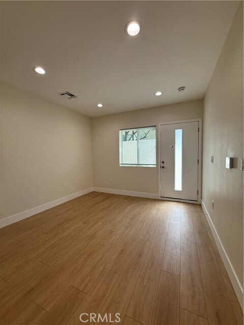 Building Photo - 6227 Wilkinson Ave