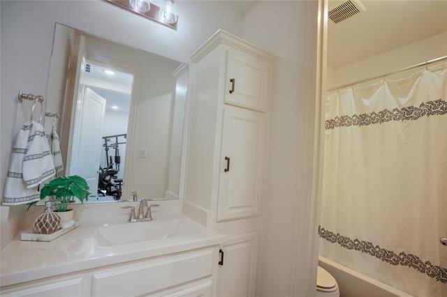 Building Photo - 4424 English Maple Dr