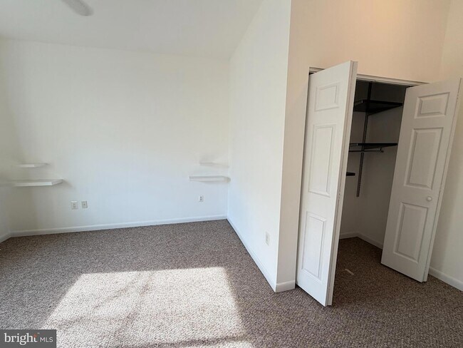 Building Photo - 1501 27th St SE