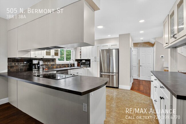 Building Photo - 505 Bermont St