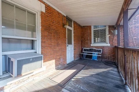 Building Photo - 625 Alpine St