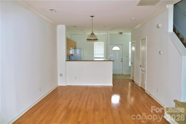 Building Photo - 15232 Coventry Ct Ln