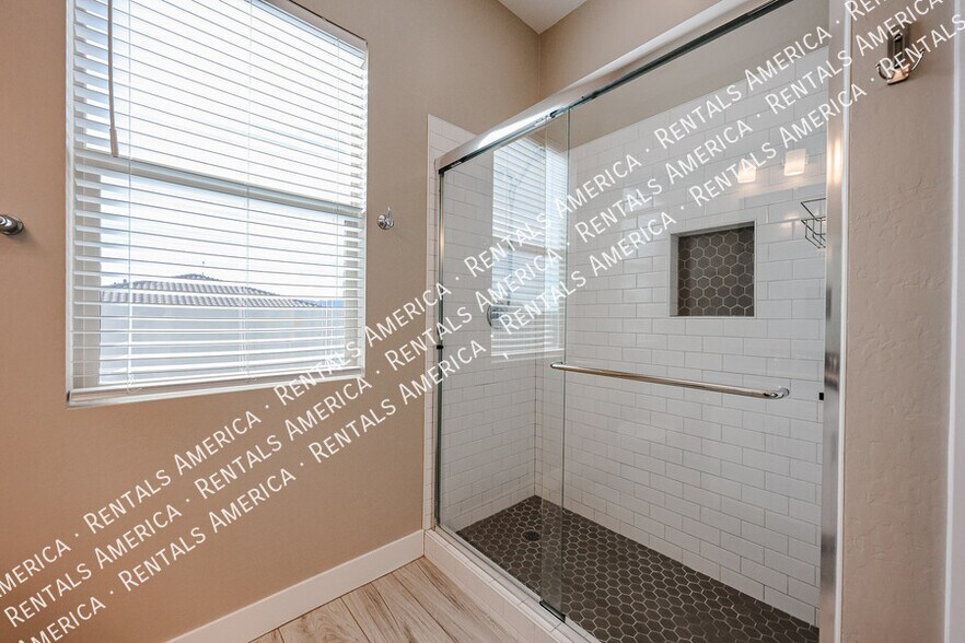 Building Photo - 31121 N 136th Wy