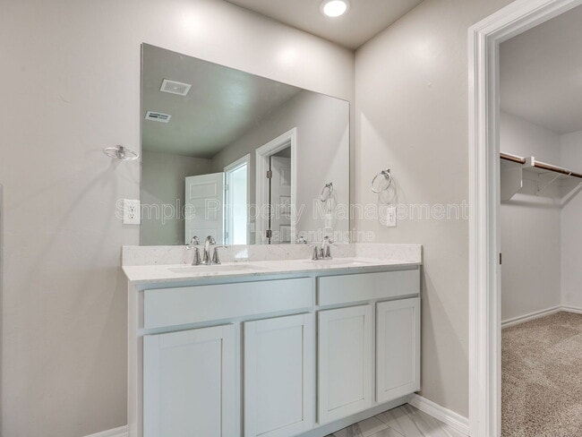 Building Photo - 7532 NW 143rd St