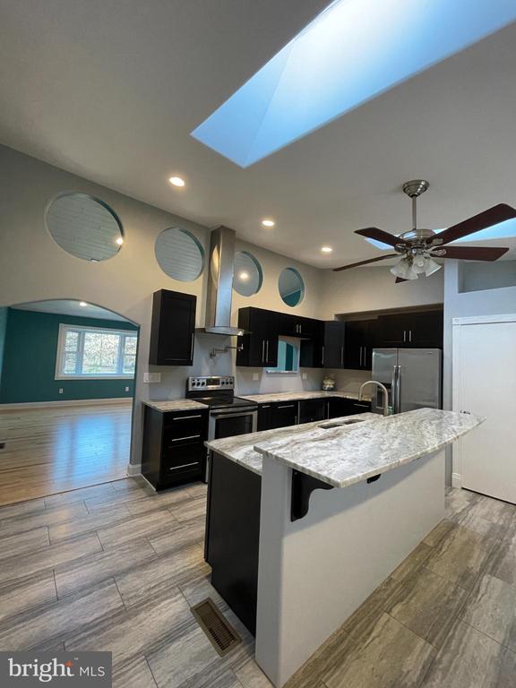 Building Photo - 2883 Williamstown Rd