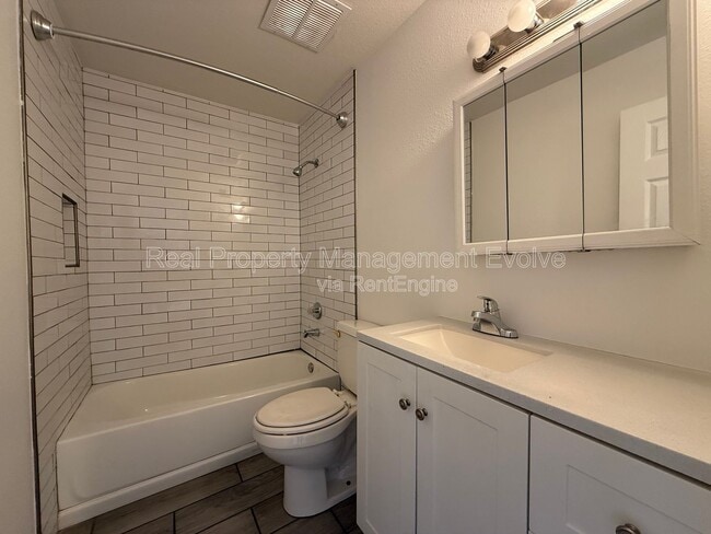 Building Photo - 4613 S Mill Ave